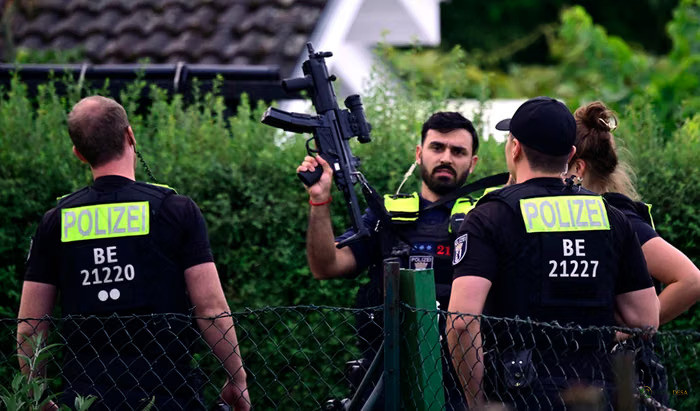 Pelaku Tabrak Lari di Pawai LGBTQ+ Berlin Tewas Ditembak Polisi, Motif Ekstremis Islamis Diselidiki