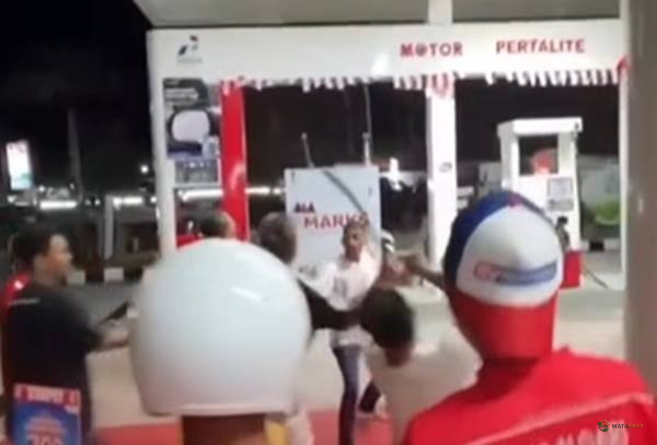 Antrean Pertalite Berujung Duel Parang di SPBU Wajo, Petugas dan Pengendara Terlibat Keributan