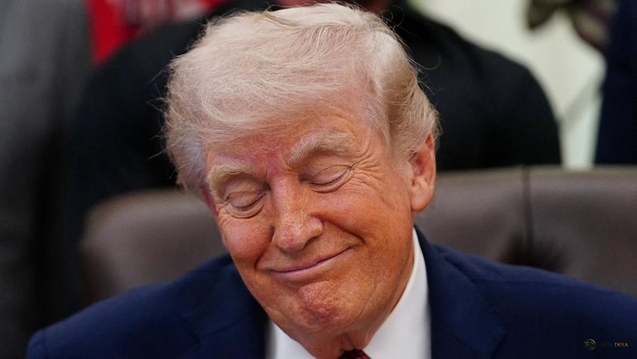 Trump Usulkan Nama Selat Hormuz Diganti Jadi “Selat Trump”